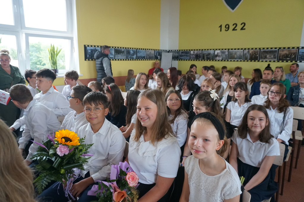 zakonczenie2425 (3)