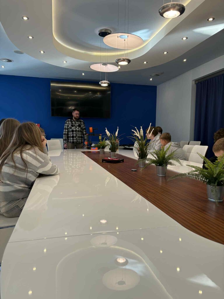 233b23d2 cc77 4225 a4e2 a5aac8afa6af