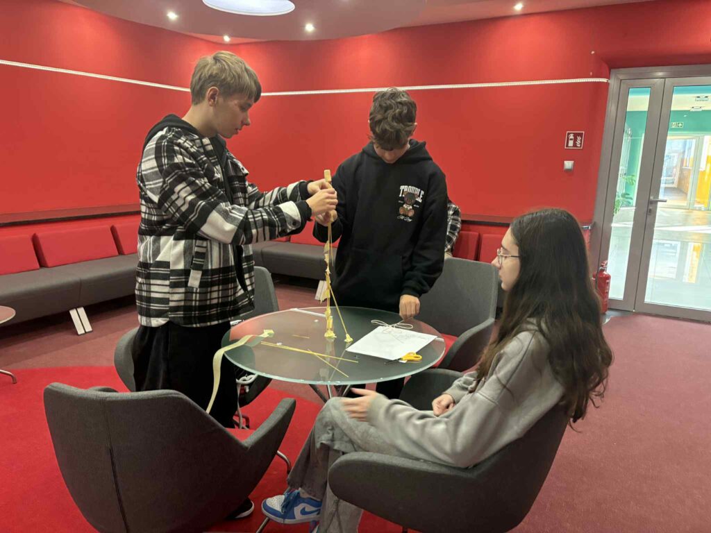 60ecf576 4daa 44e6 8a43 2f61ca06a3f0