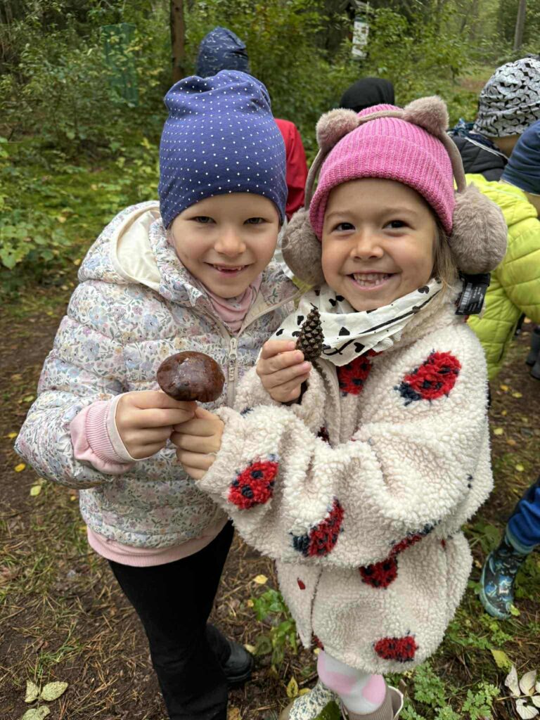 639d9d8f feec 4cf0 93d3 1dfd73c4d08f