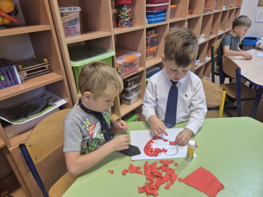 9b106229 2ef8 468a 9fef 8918c60a74b8