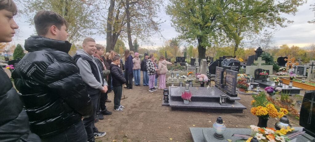 PHOTO 2025 10 30 10 13 08 (5)