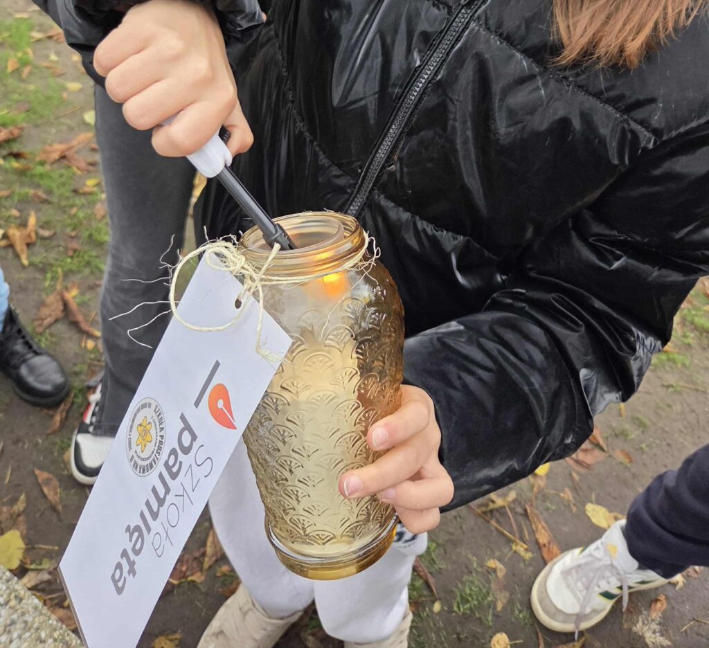 att.mO9ZRdX6GtPyWxwd95lJ lOMz1gOmCn5ZcwHH3XXGzA