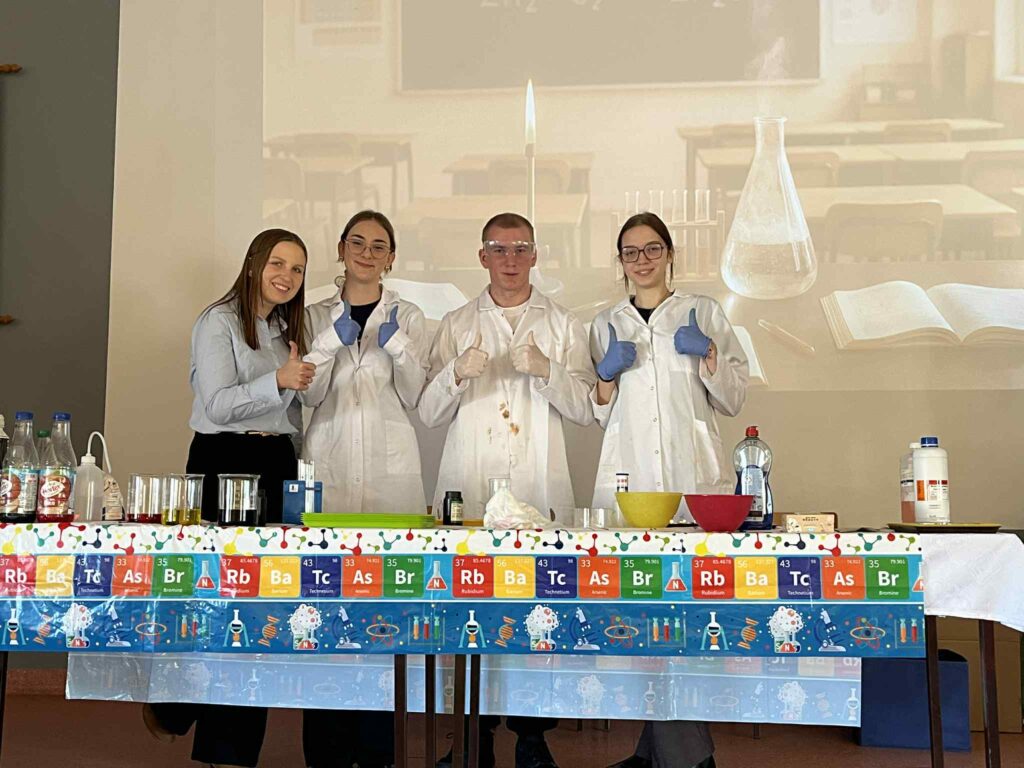 att.5tXy75G2n5nCMWuKUicmKjDofiqvkQhKrOZF56Vx oc