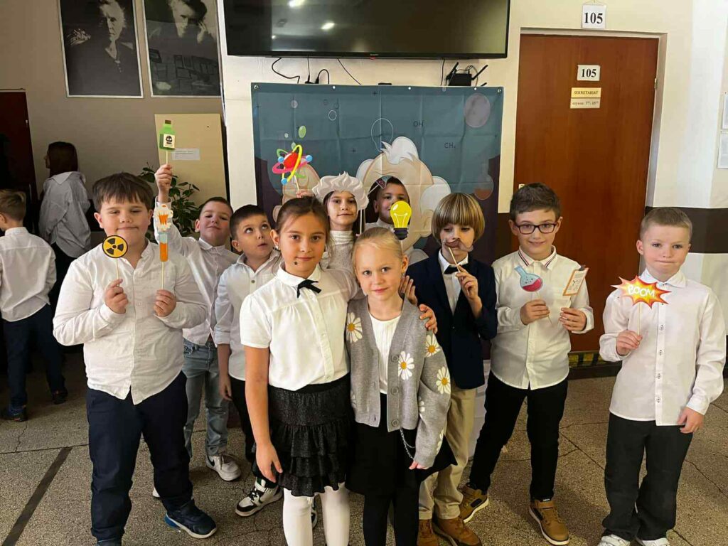 att.9sLAsZ UomizcXhQPbj5QtHS3j0j 7lNQgZeRzhLESY