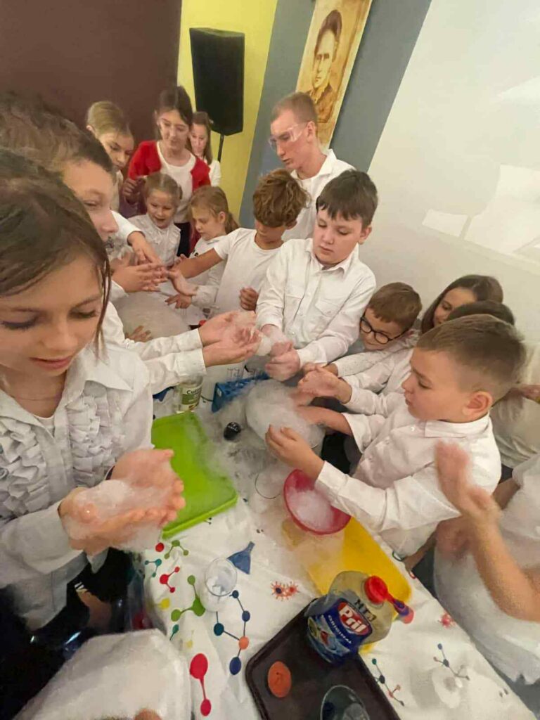 att.SkYA1EjBhrMNhzXoy1GJHqJ5sIZWBZUIEqC gorNnNE