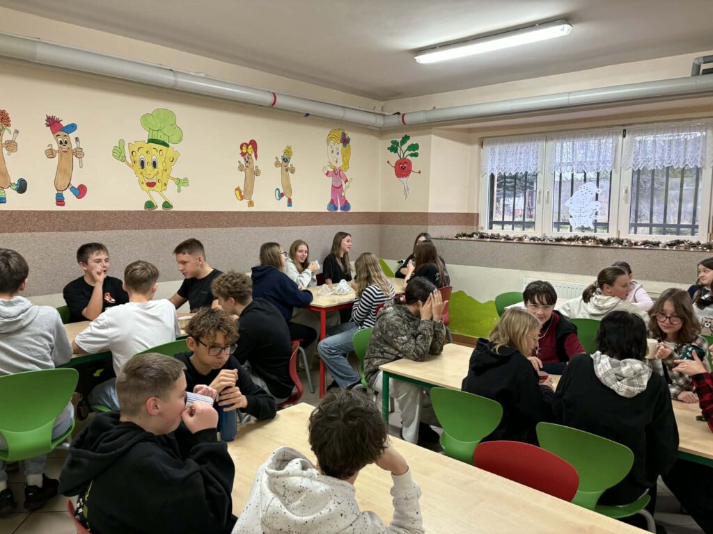 att.444xSoP0UyEjzJNgGpurLzJaDxeBTdS3R7M0yzbRE8M