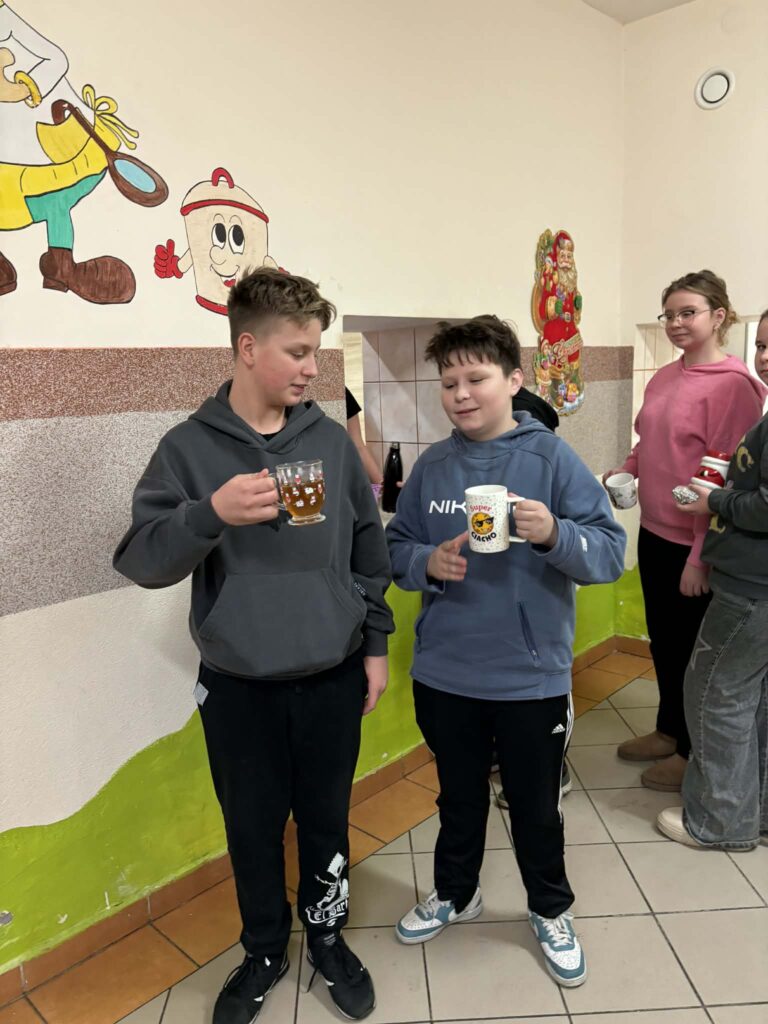 att.4 RS7cSuYKc7C9uLvG2tbXE5Y qlZbCcQe3hsjdHKJY