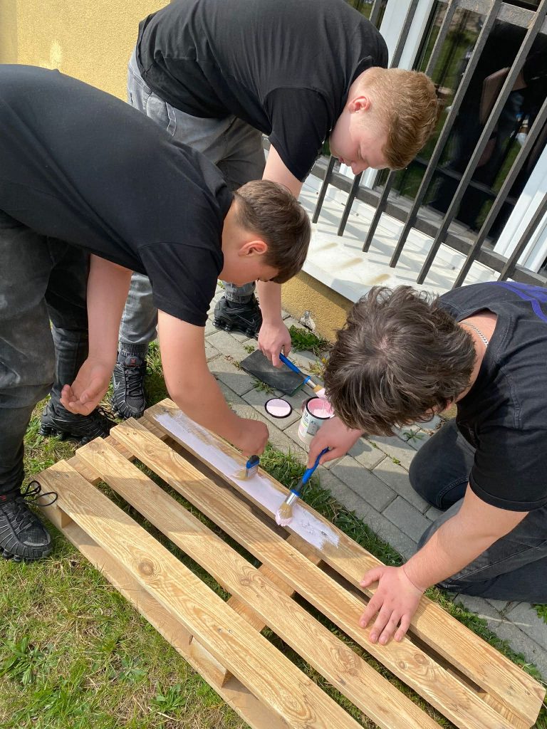 att.NNV851 8QpLGGCzY gEMu3MAv5VsEUomBtgtsnnkOdw